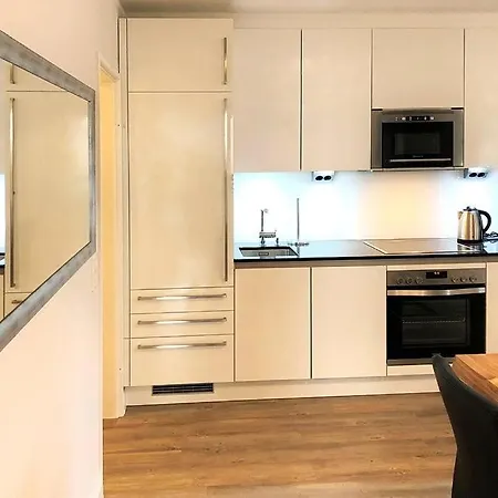 Strand-park Strand-park 203 *